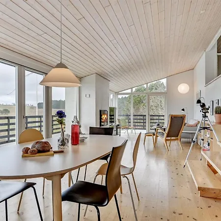 Gise - 800m From The Sea By Interhome